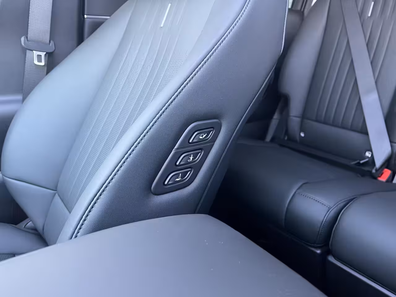 Hyundai IONIQ 9 Lounge AWD 7p. 110.3 kWh | Apple Carplay/Android Auto|telefoonintegratie premium | Cruise