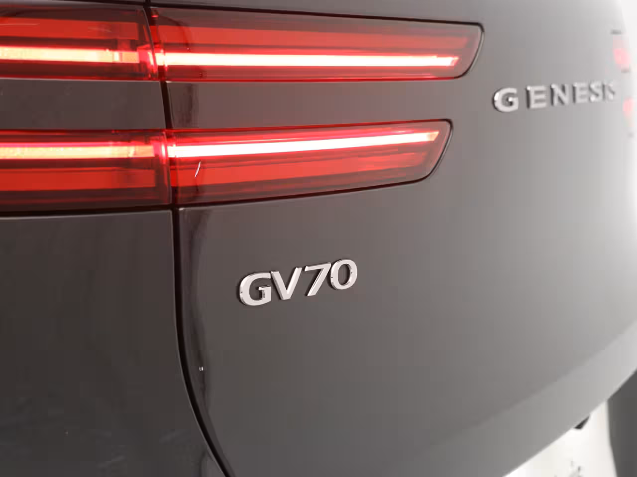 Genesis GV70 Sport Electrified 4WD SOH 100% | Achteruitrijcamera met 360° Surround View | Ambienteverli