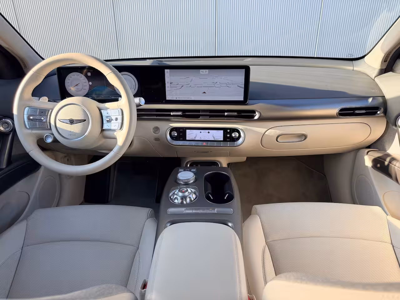 Genesis GV60 AWD SPORT / SOH 99, 4% / 360 Camera / Adaptive Cruise Control / Dynamische Navigatie / App