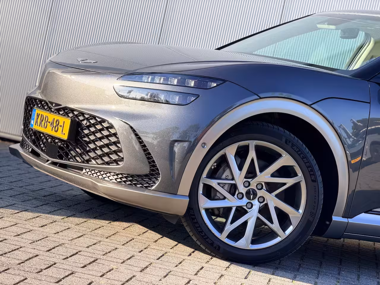 Genesis GV60 AWD SPORT / SOH 99, 4% / 360 Camera / Adaptive Cruise Control / Dynamische Navigatie / App