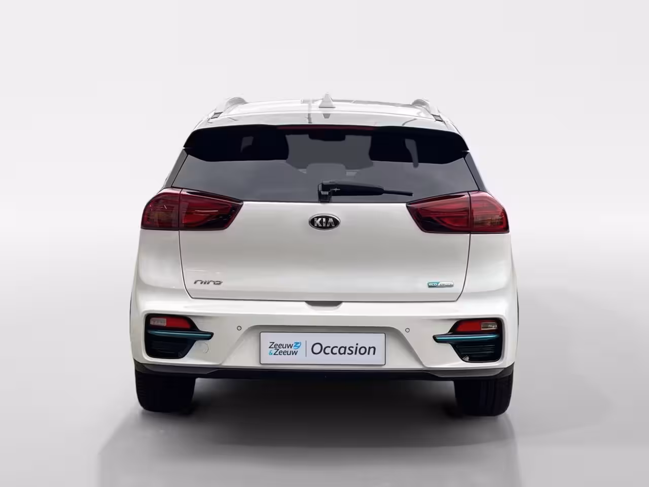 Kia e-Niro ExecutiveLine 64 kWh | SOH 100% | Warmtepomp | Navigatie | Adaptive cruise control | Clima