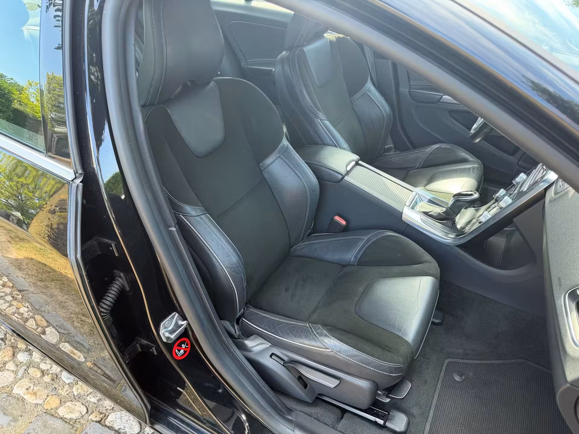 Volvo S60 1.6 T3 R-Design Automaat 92000km