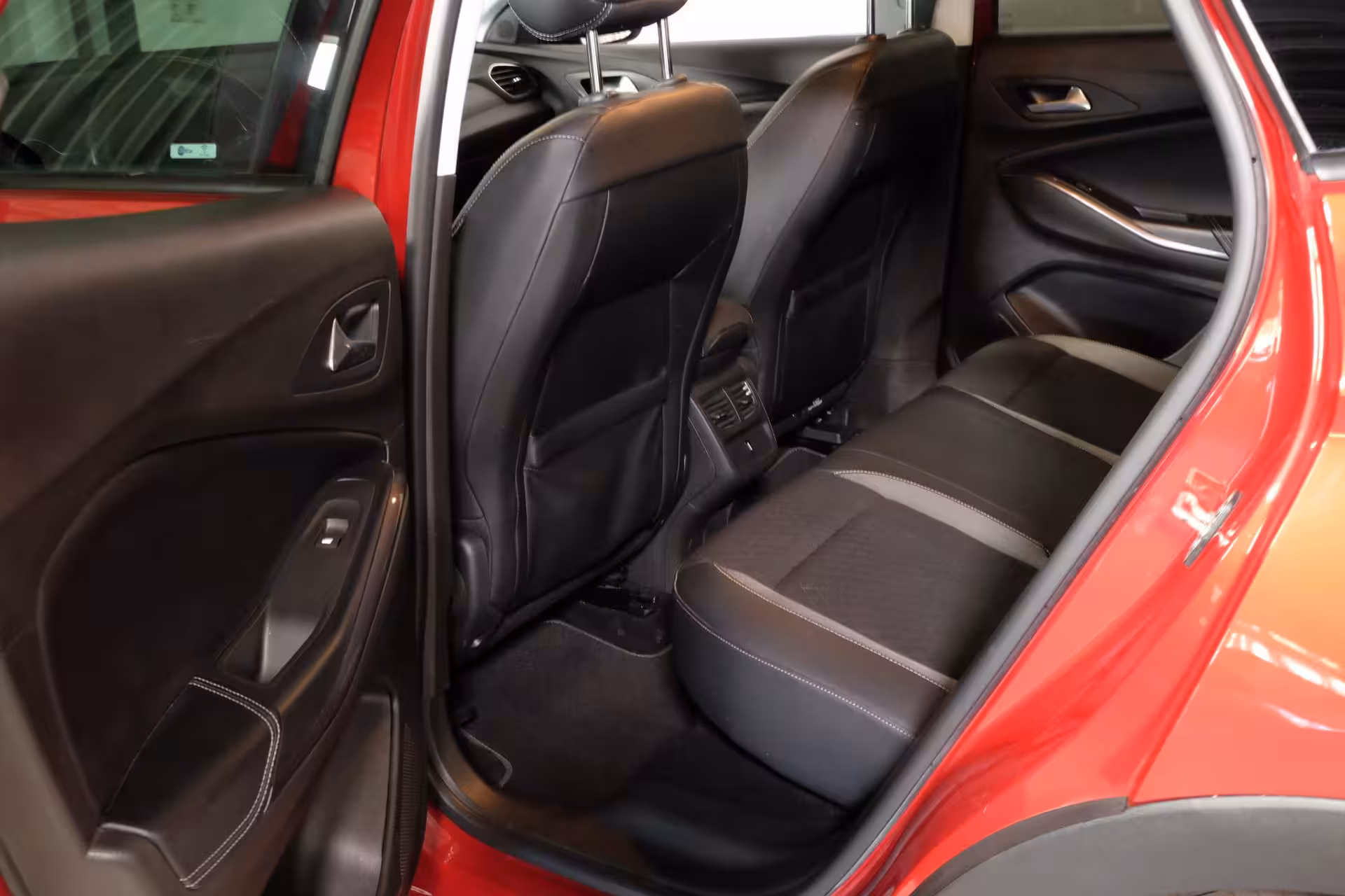 Opel Grandland X 1.2 Turbo Business Executive 1e eigen 360 cam