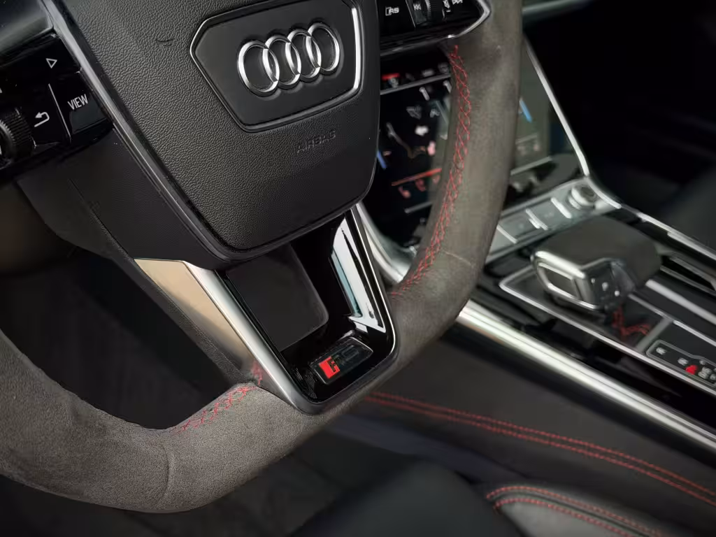 Audi RS6 Quattro DYN+|CARBON|PANO|CERAMIC|B&O|360|SATIN
