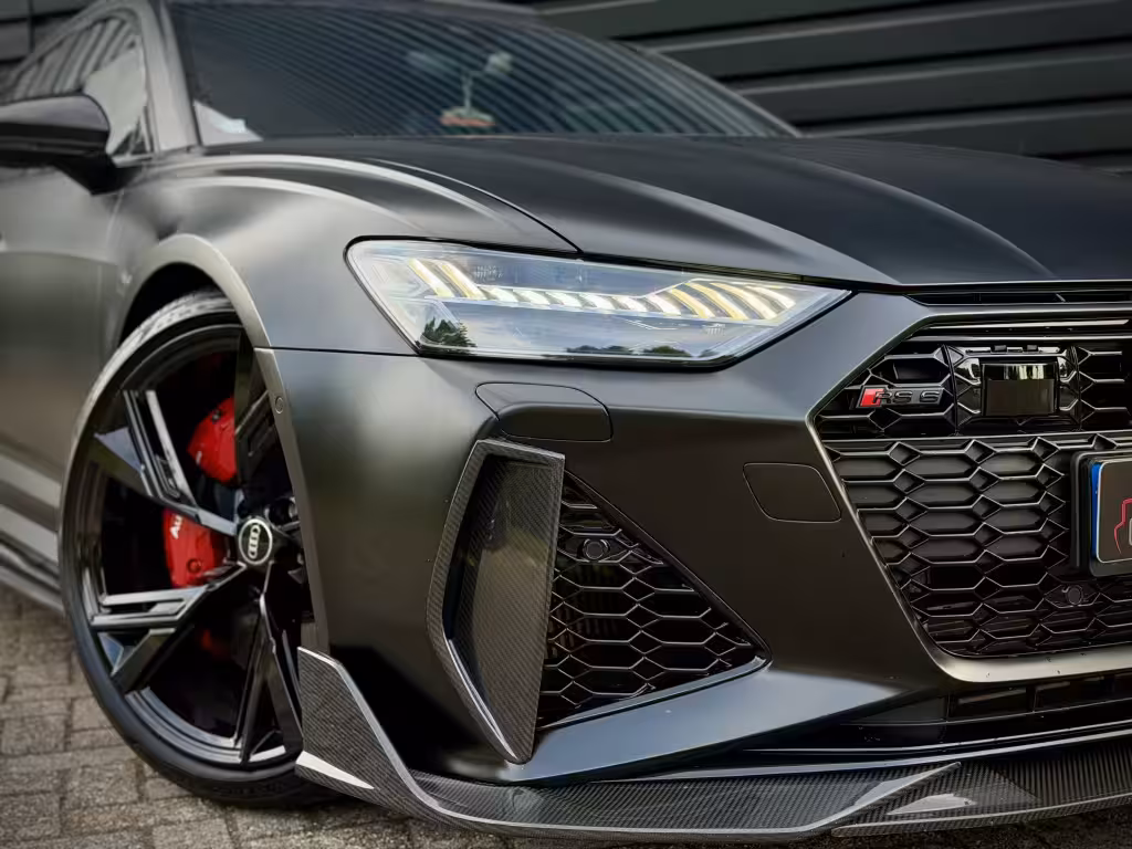Audi RS6 Quattro DYN+|CARBON|PANO|CERAMIC|B&O|360|SATIN