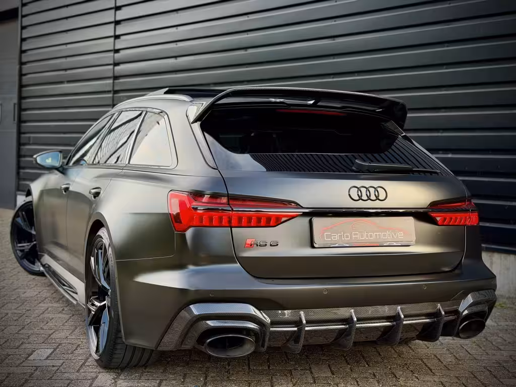 Audi RS6 Quattro DYN+|CARBON|PANO|CERAMIC|B&O|360|SATIN