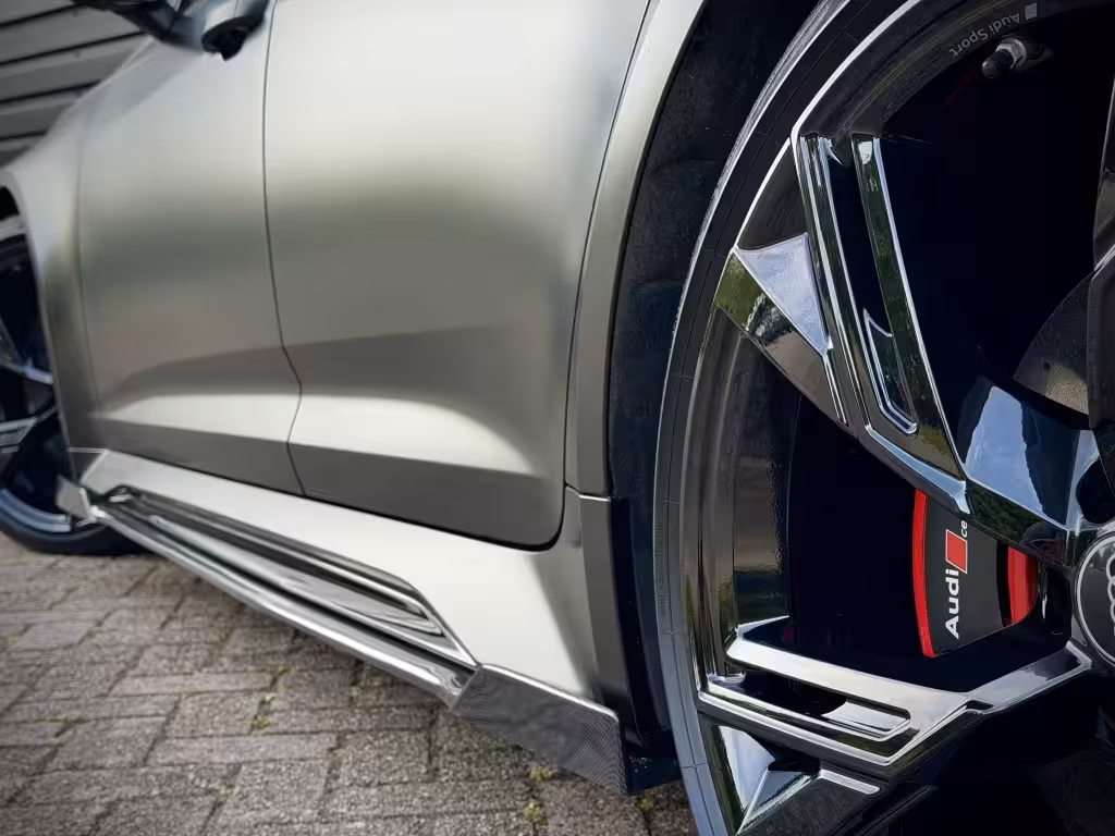Audi RS6 Quattro DYN+|CARBON|PANO|CERAMIC|B&O|360|SATIN