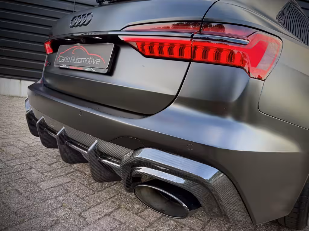 Audi RS6 Quattro DYN+|CARBON|PANO|CERAMIC|B&O|360|SATIN