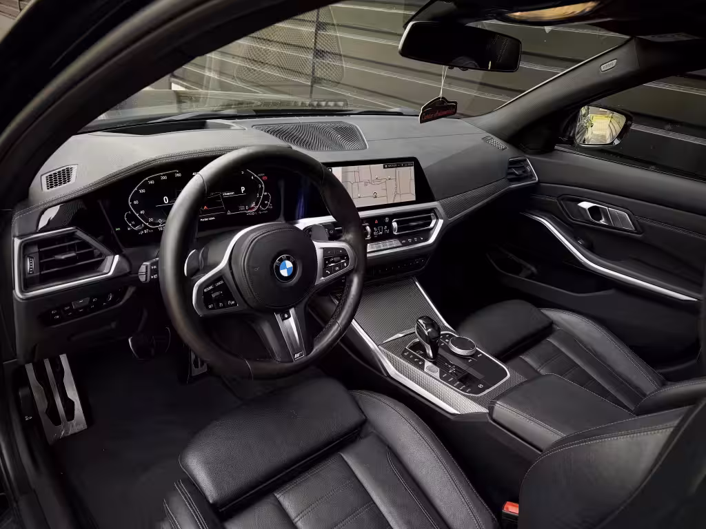 BMW 3-serie Touring 330e M-SPORT LASER|PANO|HUD|360|MEMORY|THAAK VOL