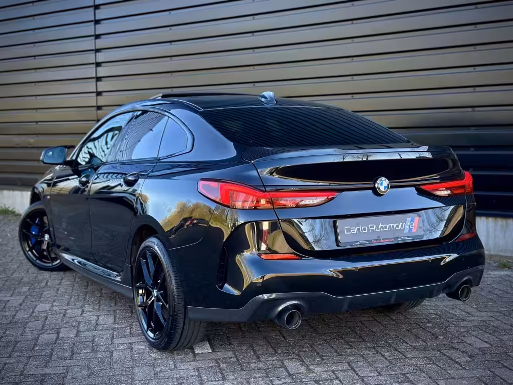 BMW 2-serie Gran Coupé 220i M-PERFORMANCE M235 PANO|KEYLESS|BLINDSPOT|SFEER