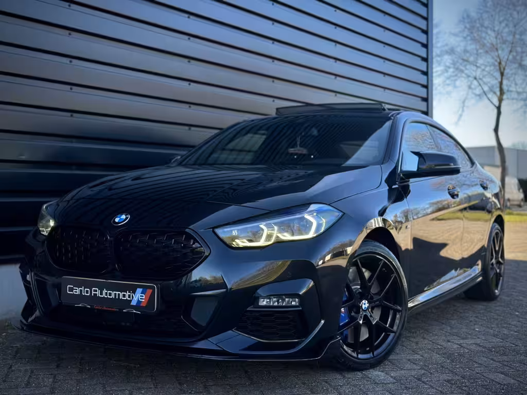 BMW 2-serie Gran Coupé 220i M-PERFORMANCE M235 PANO|KEYLESS|BLINDSPOT|SFEER