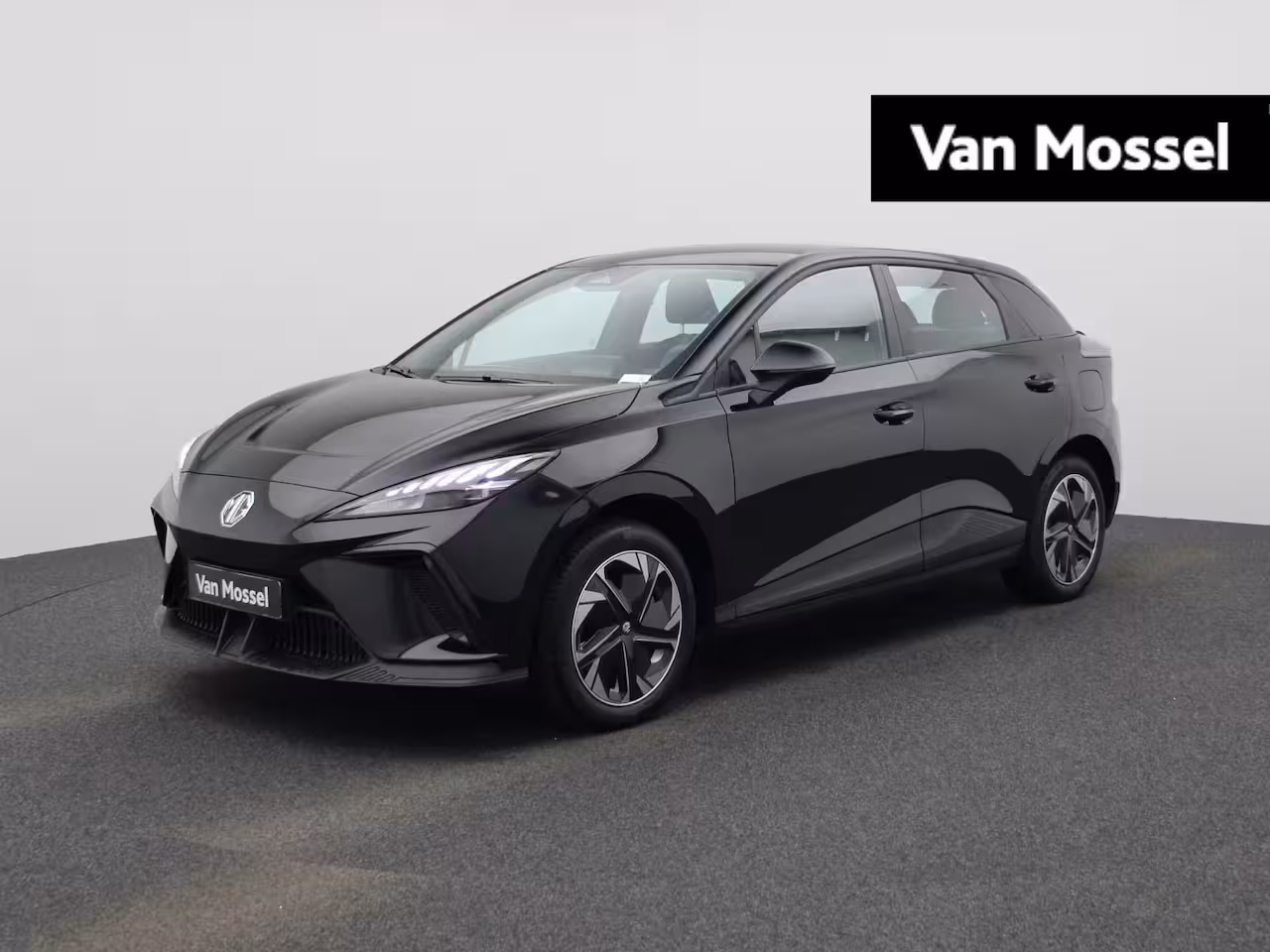 MG MG4 Standard 51 kWh | UNIEKE KM STAND | Adaptive Cruise Control | Carplay | Parkeersensoren |
