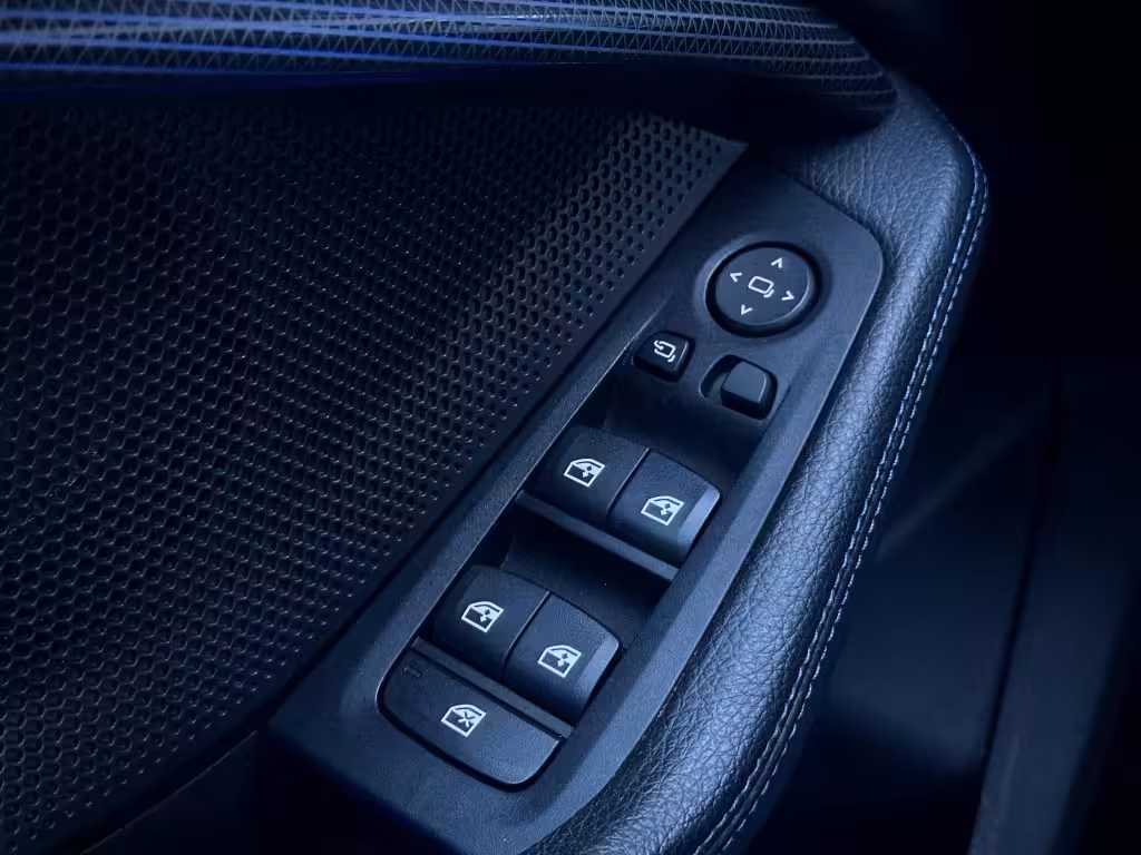 BMW 2-serie Gran Coupé 220i M-PERFORMANCE M235 PANO|KEYLESS|BLINDSPOT|SFEER