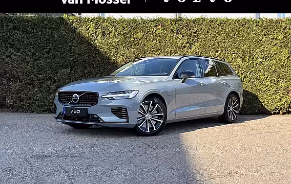 Volvo V60 2.0 T6 Plug-in hybrid AWD Plus Dark
