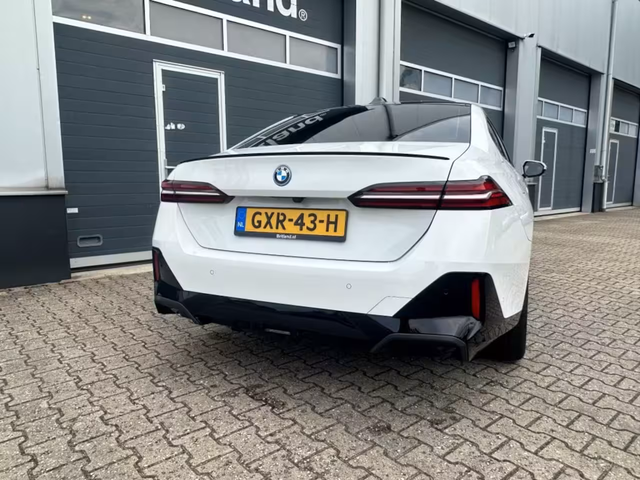 BMW 5-serie 530e X-drive M-Sport bj2024 *Leer *Laser *NL auto *Cruise