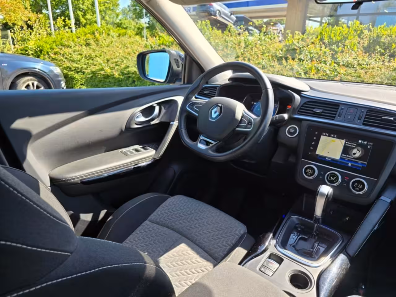 Renault Kadjar 1.3 TCE LIMITED Automaat Trekhaak Apple CarPlay/Android Auto
