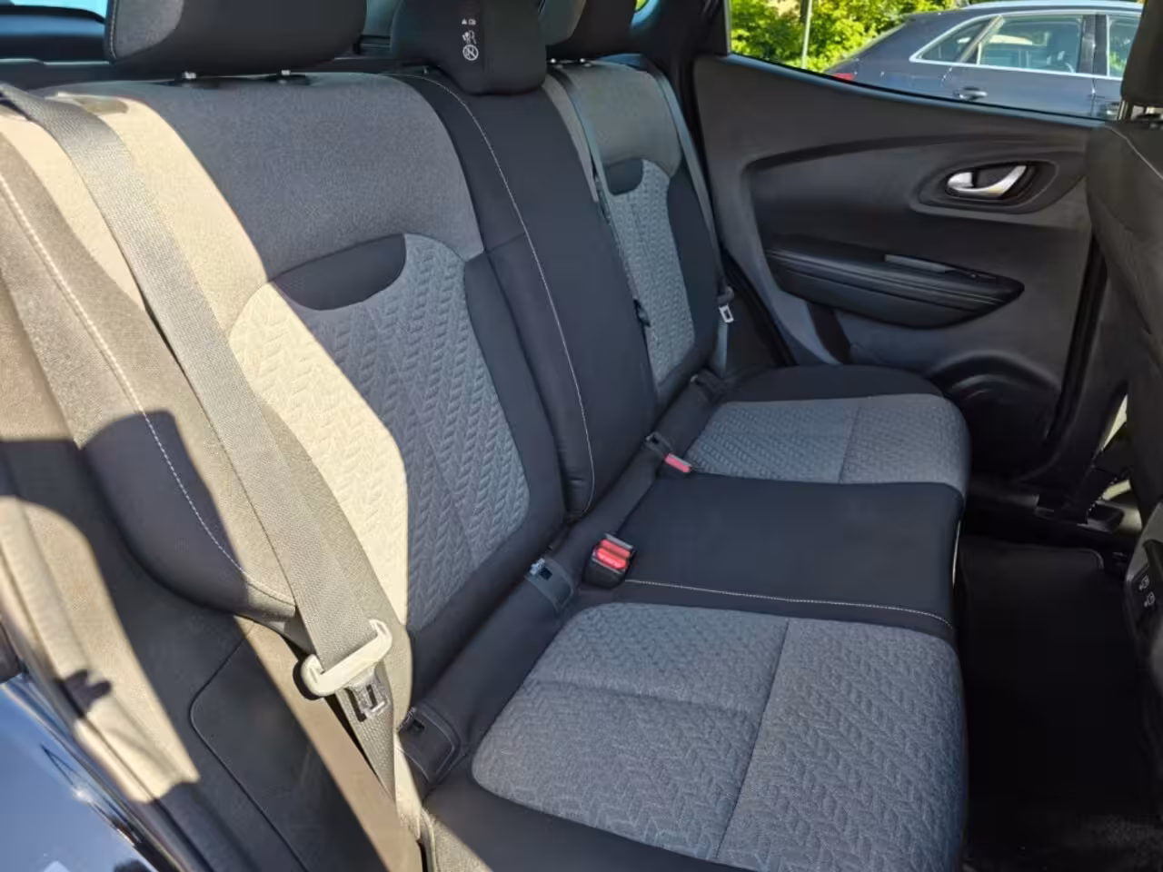 Renault Kadjar 1.3 TCE LIMITED Automaat Trekhaak Apple CarPlay/Android Auto