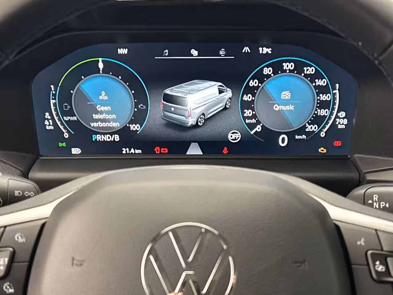 Volkswagen Transporter Caravelle Style L2 2.5 eHybrid 233 pk | €4.000 Inruilpremie beschikbaar | 8-zits | Elek. Trekhaak |