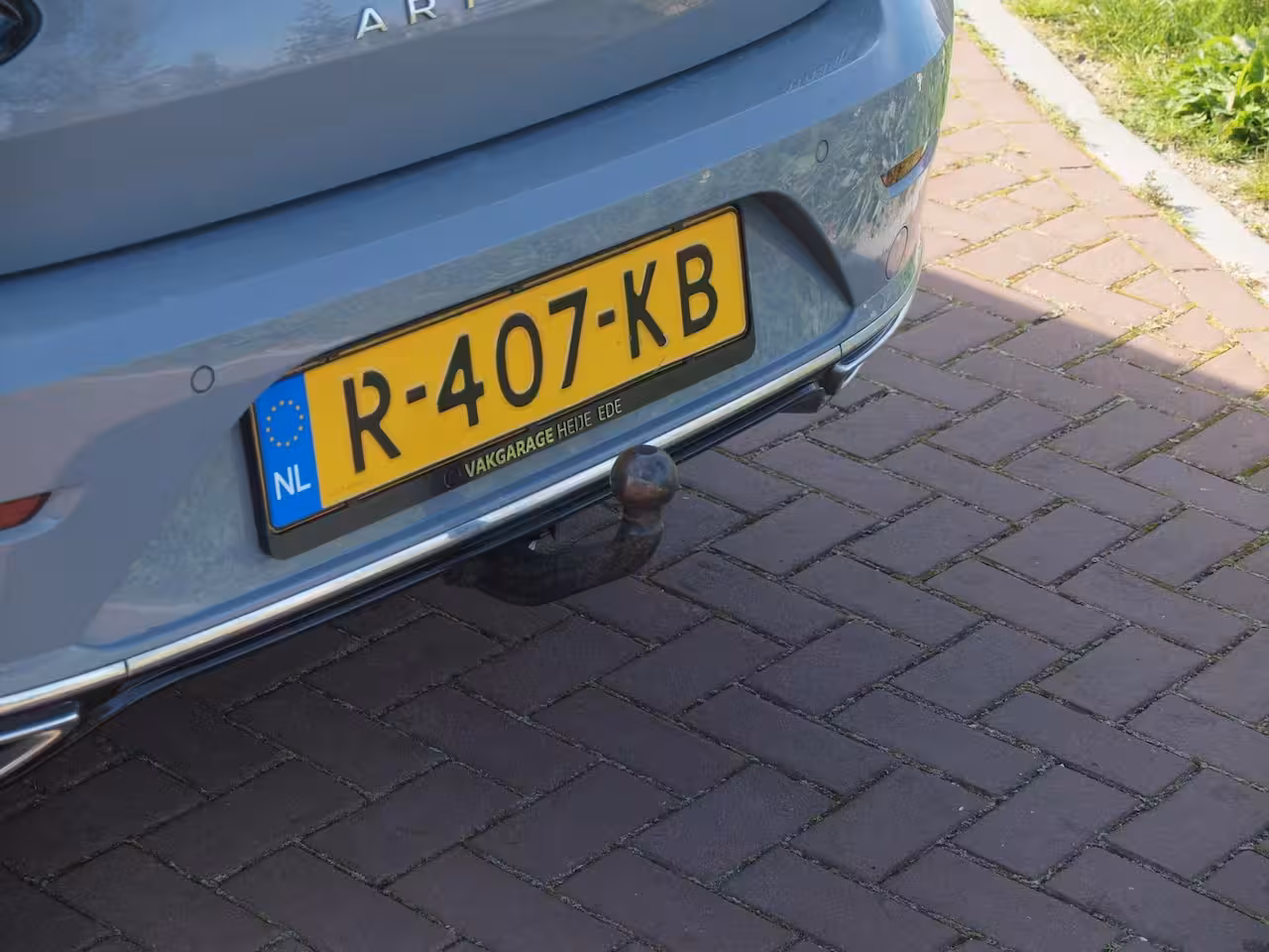 Volkswagen Arteon Shooting Brake 1.4 TSI eHybrid R-Line Business+ | Panoramadak | Trekhaak | Camera | Apple Carplay | Sfeer