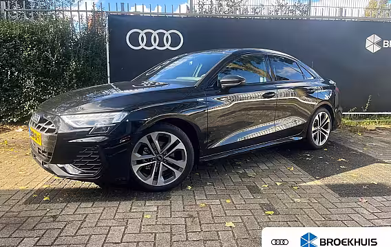 Audi A3 Limousine 35 TFSI S edition | 18 inch velgen | Sonos | Tech plus | Optiek zwart | Lichtpakket | Lend