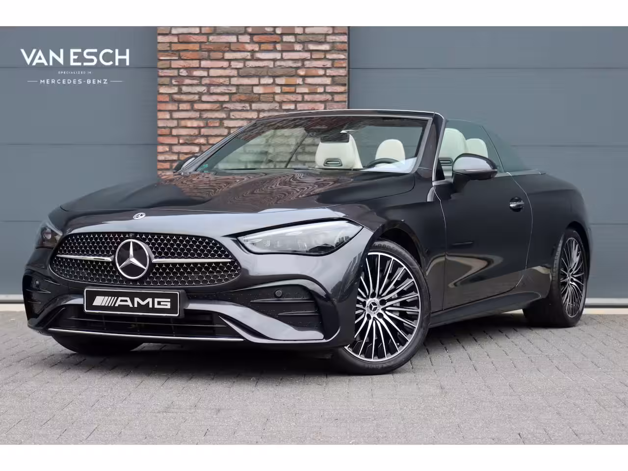 Mercedes-Benz CLE Cabriolet 180 AMG Line | Distronic | Airscarf | Memory | Keyless Go | Cabriocomfortpakket | Verwarmd