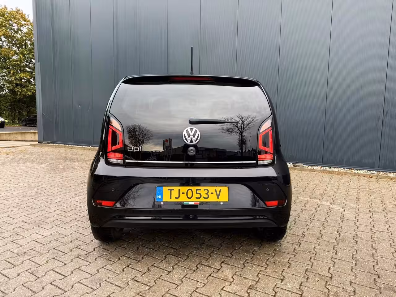 Volkswagen Up! 1.0 BMT up beats airco / cruise / pdc