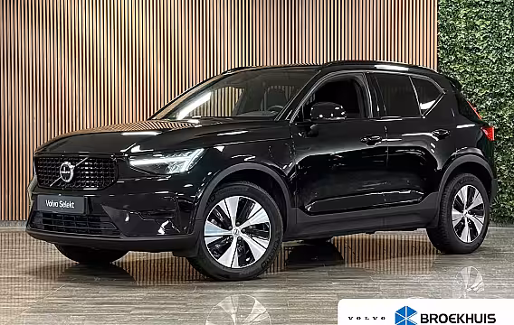 Volvo XC40 T5 Recharge Plus Dark | Trekhaak | Harman Kardon | Parkeercamera | All Season banden | Ada