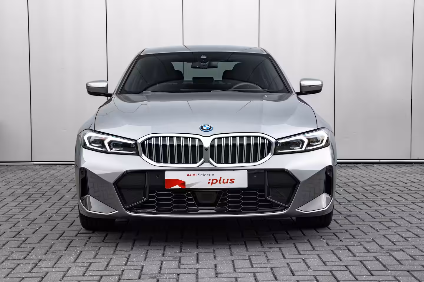 BMW 3-serie 330e M Sport Edition 292PK | M-Sport | Laser LED Koplampen | Elek. Stoelen Incl. geheugen