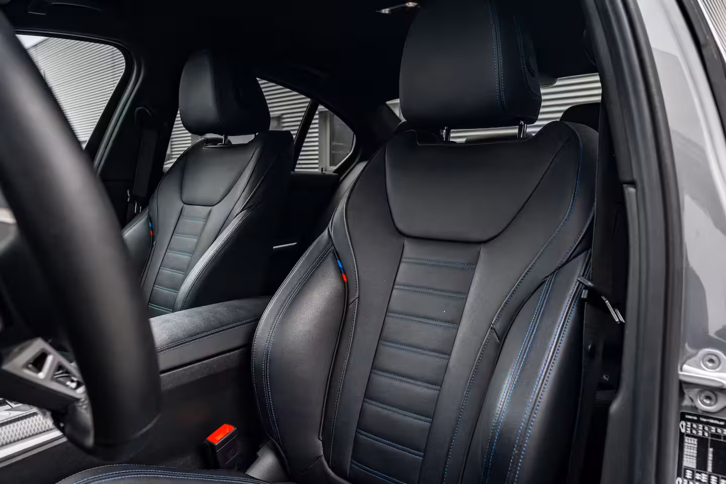 BMW 3-serie 330e M Sport Edition 292PK | M-Sport | Laser LED Koplampen | Elek. Stoelen Incl. geheugen
