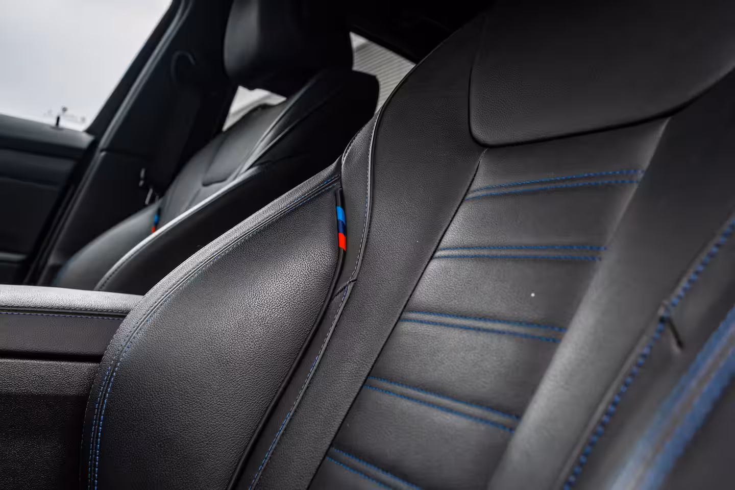 BMW 3-serie 330e M Sport Edition 292PK | M-Sport | Laser LED Koplampen | Elek. Stoelen Incl. geheugen