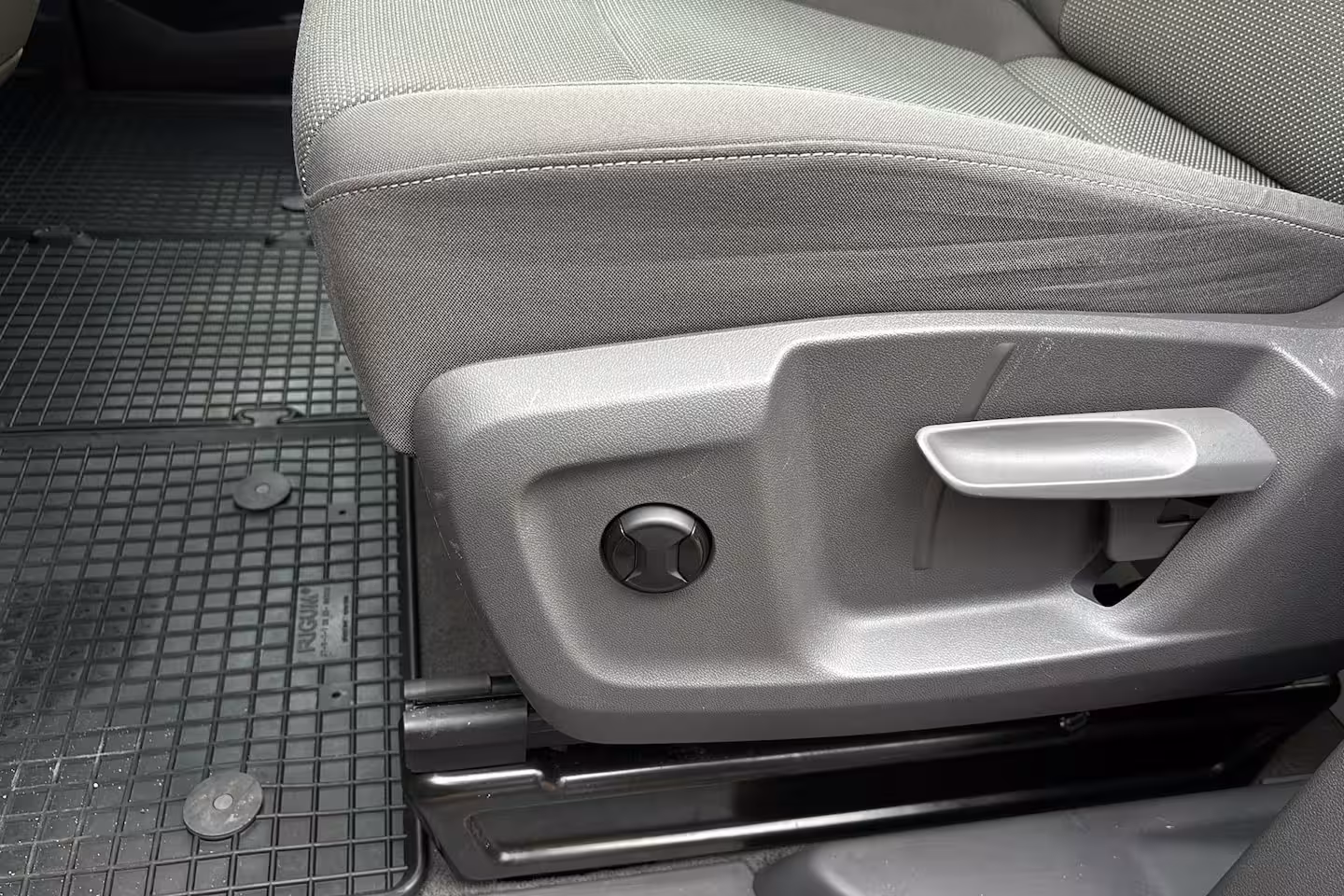 Volkswagen Multivan 1.4 eHybrid L2H1 Energetic | SOH 97% | Pano | Sfeerverlichting | Elektr. Schuifdeuren | Ca