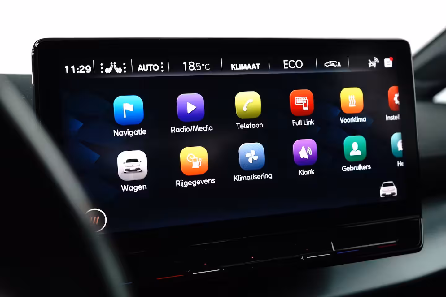 Cupra Born Essential 62 kWh 204PK | Achteruitrijcamera | Dode hoek detectie | Navigatie & Apple Carpl