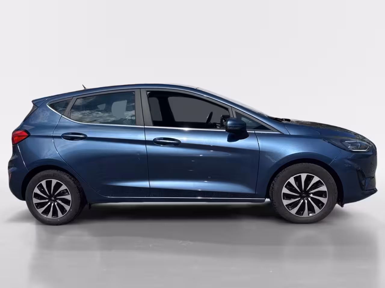 Ford Fiesta 1.0 EcoBoost Hybrid Titanium | Stoel/stuur en voorruitverwarming | Cruise control | Parkee