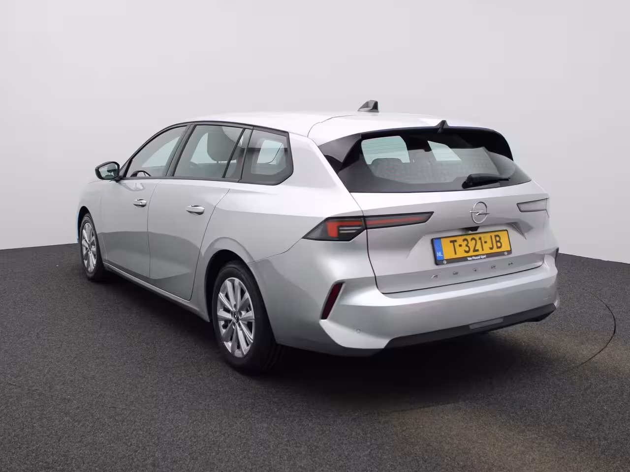 Opel Astra Sports Tourer 1.2 Edition | Navigatie | Camera | Stoelverwarming|