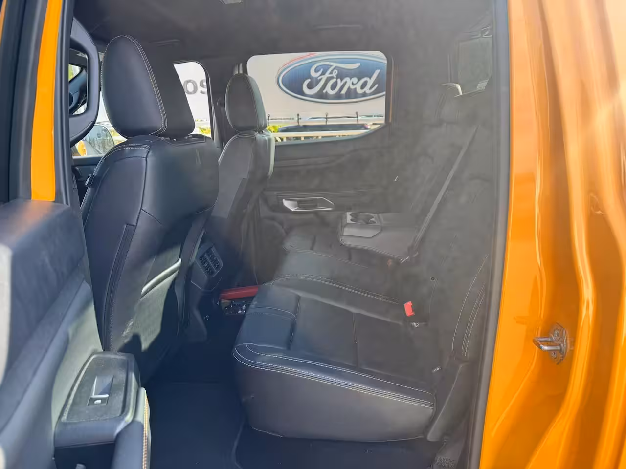 Ford Ranger Plug in hybrid Wildtrak Double Cab 2.3 PHEV | DEMOvoertuig vraag naar beschikbaarheid | Tr