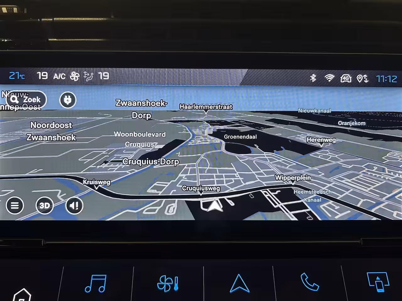 Peugeot e-408 GT Avantage 58 kWh | PANORAMADAK | FOCAL HI-FI | ALCANTARA | STOEL- EN STUURVERWARMING |