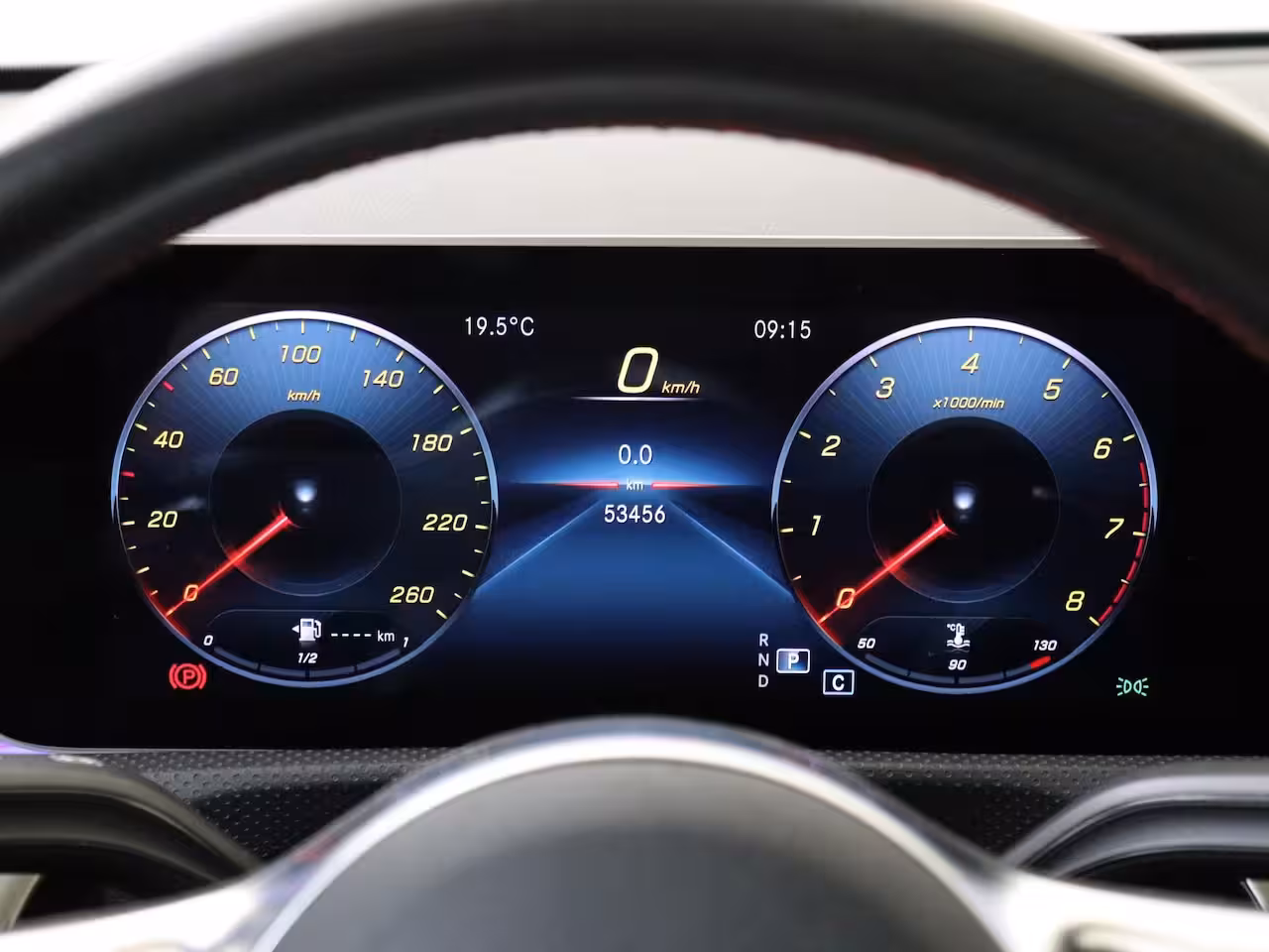 Mercedes-Benz CLA-Klasse 200 Business Solution AMG | 1e Eigenaar | Navigatie | Camera | Panorama dak | Stoel verwm.