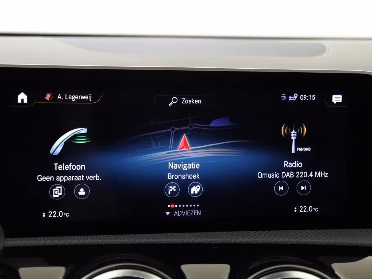 Mercedes-Benz CLA-Klasse 200 Business Solution AMG | 1e Eigenaar | Navigatie | Camera | Panorama dak | Stoel verwm.