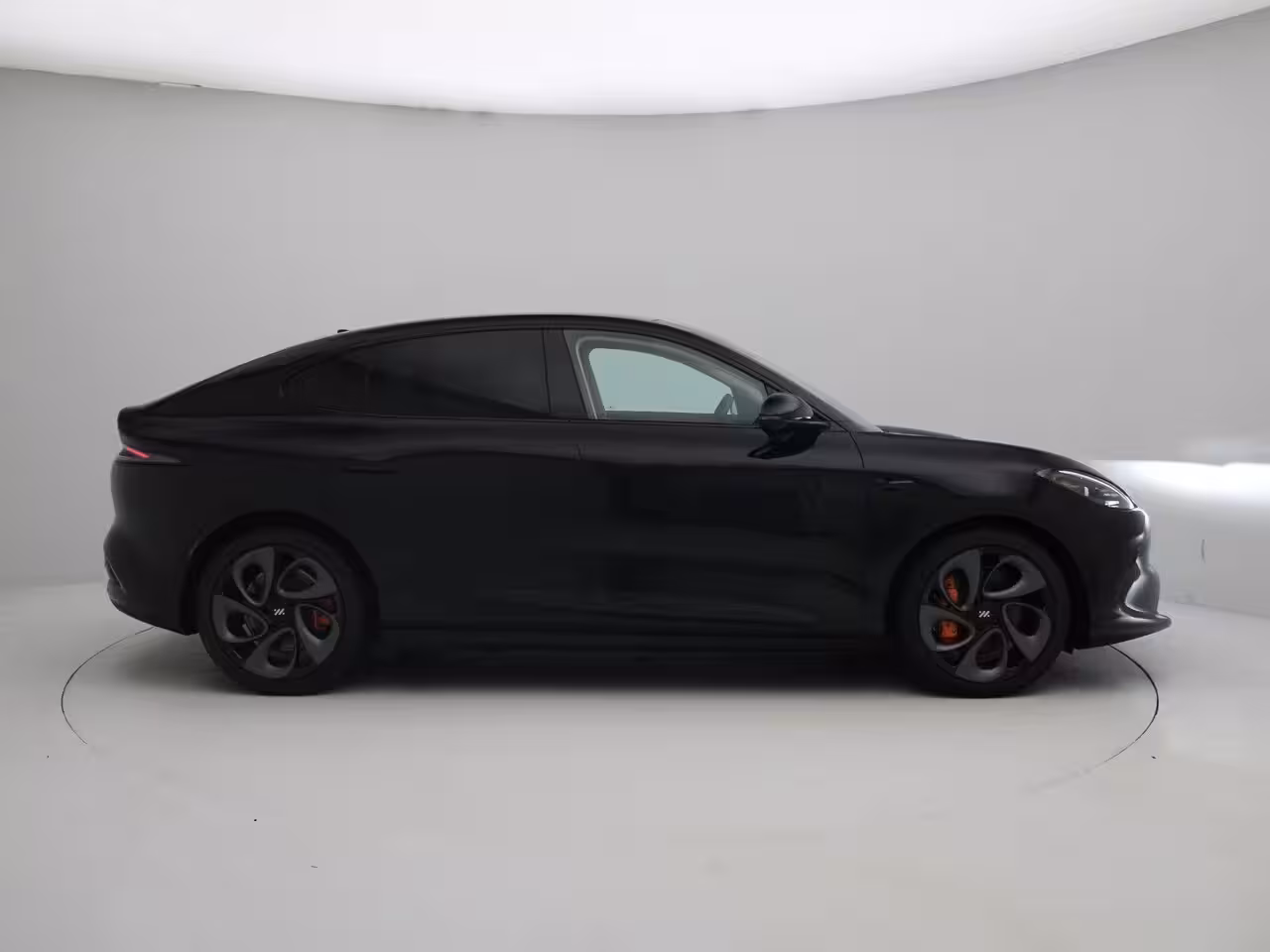 MG IM6 100 Performance AWD |Apple Carplay/Android auto|4 Wiel besturing | 800V Technologie | 752P