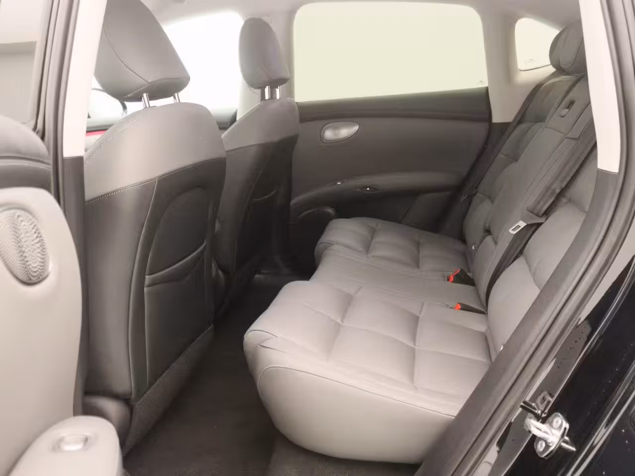 MG IM6 100 Performance AWD |Apple Carplay/Android auto|4 Wiel besturing | 800V Technologie | 752P