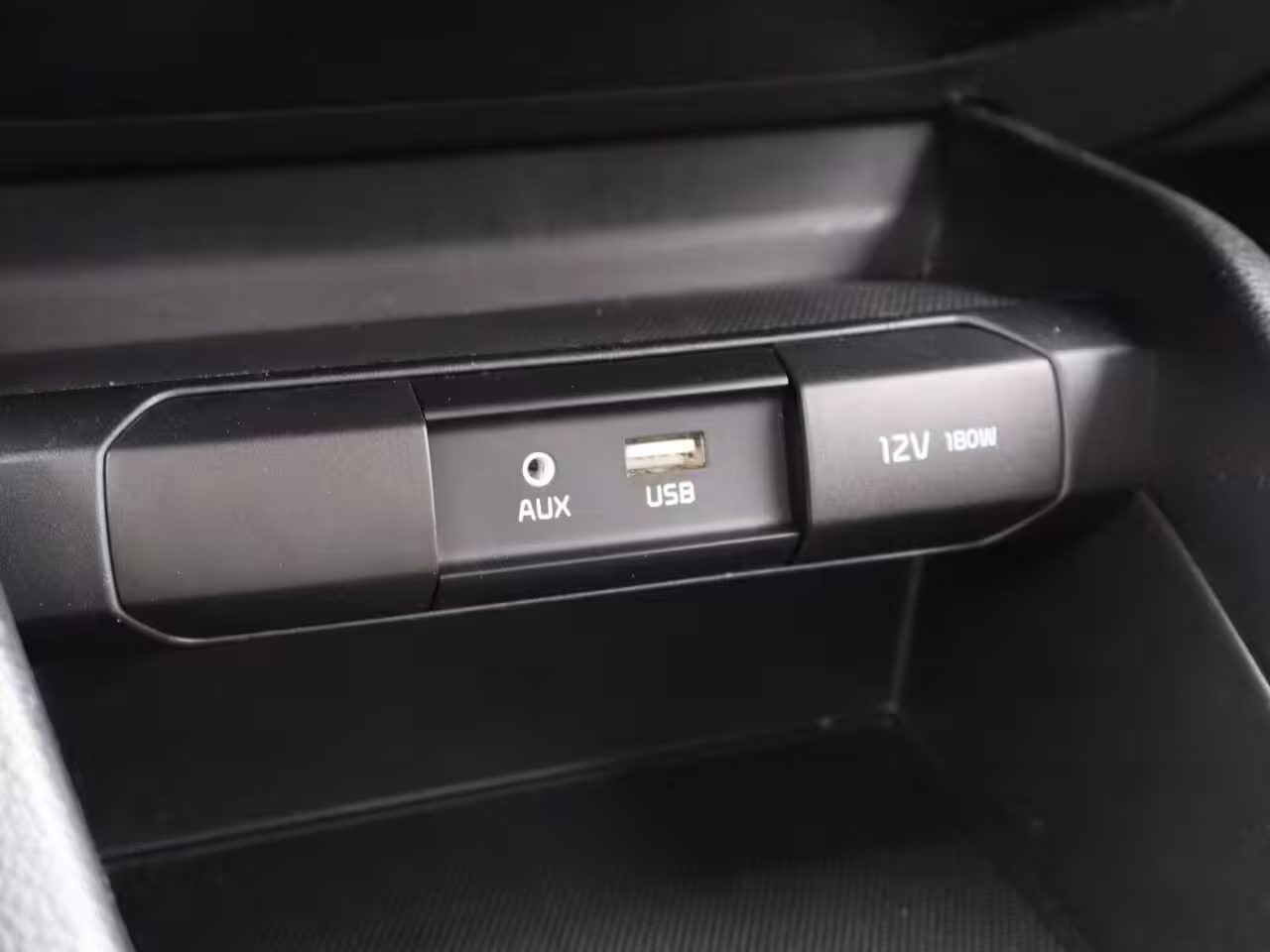 Kia Rio 1.0 TGDI DynamicLine Airco | Bluetooth | Radio