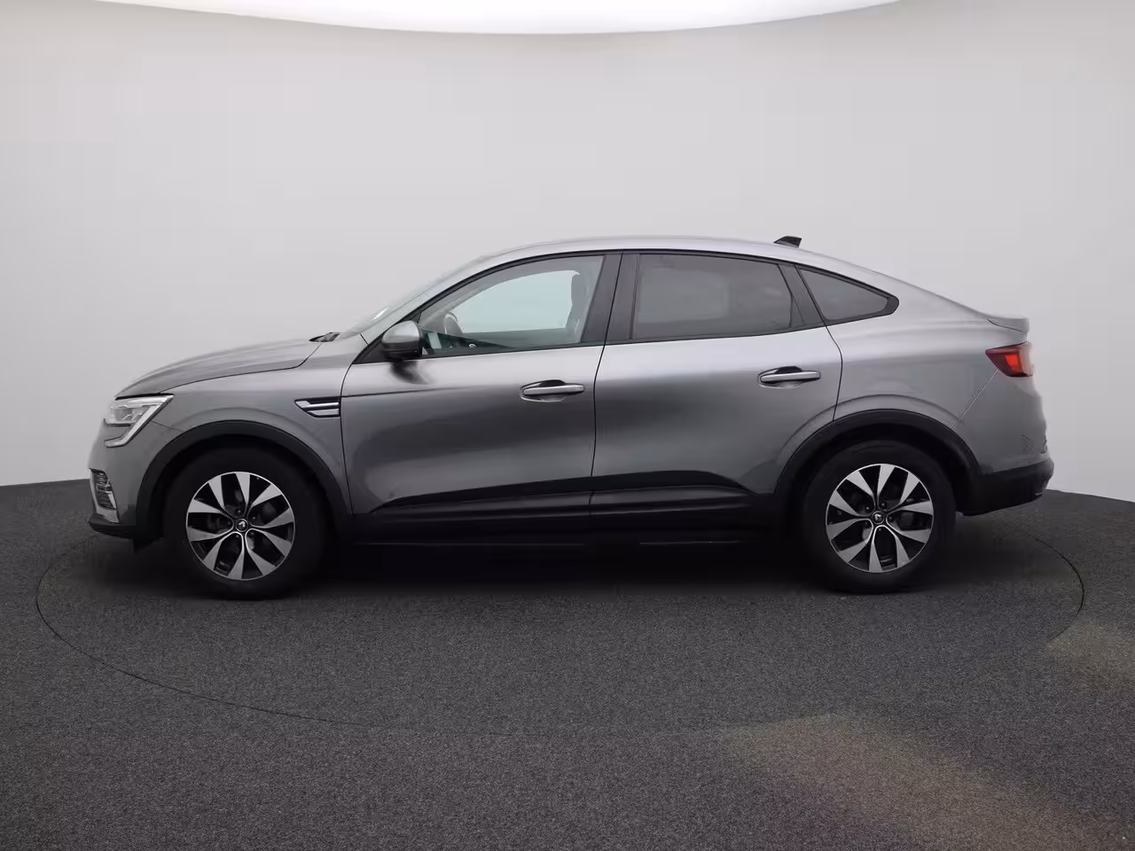 Renault Arkana 1.6 E-Tech hybrid 145 evolution | TREKHAAK | CAMERA | NAVIGATIE | KEY-LESS