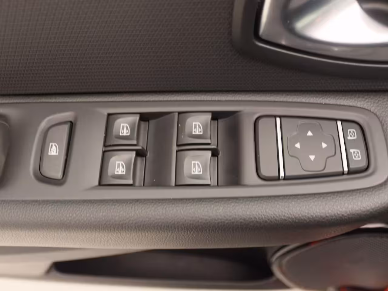 Renault Clio Estate TCe 90 Limited | Medianav incl. Apple CarPlay & Android Auto | Parkeersensoren achter incl