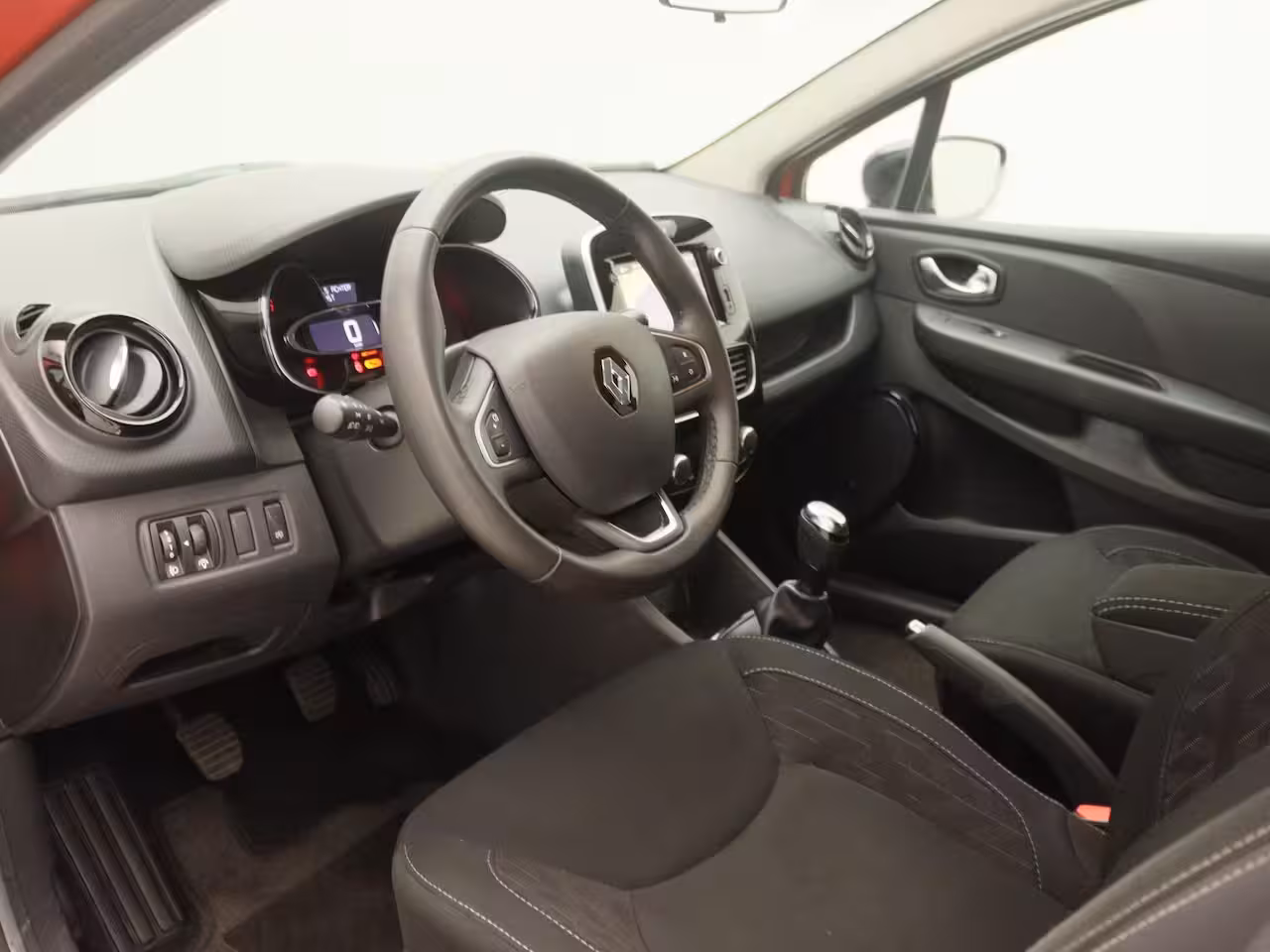 Renault Clio Estate TCe 90 Limited | Medianav incl. Apple CarPlay & Android Auto | Parkeersensoren achter incl