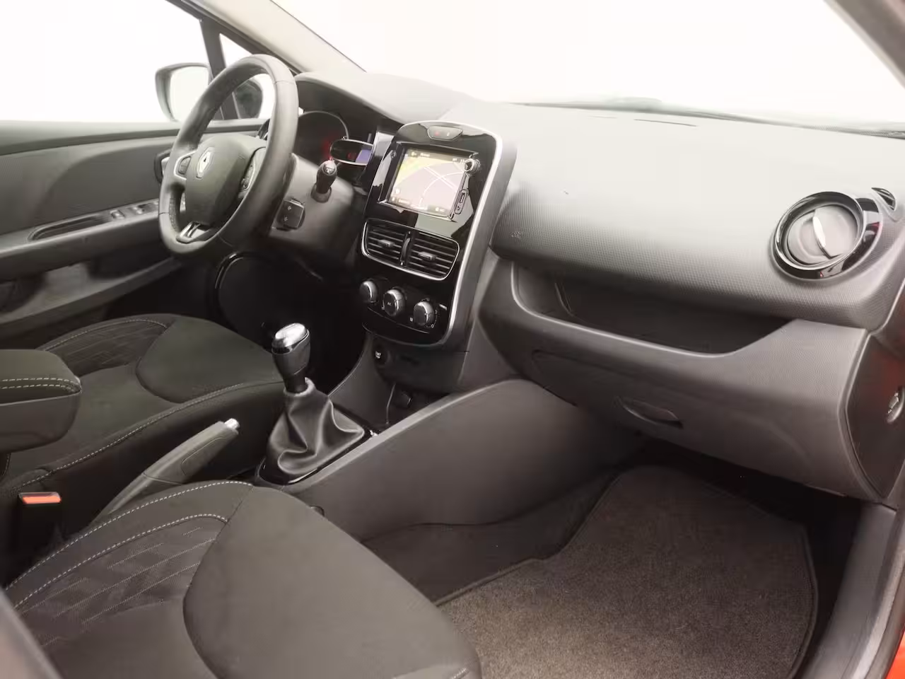Renault Clio Estate TCe 90 Limited | Medianav incl. Apple CarPlay & Android Auto | Parkeersensoren achter incl