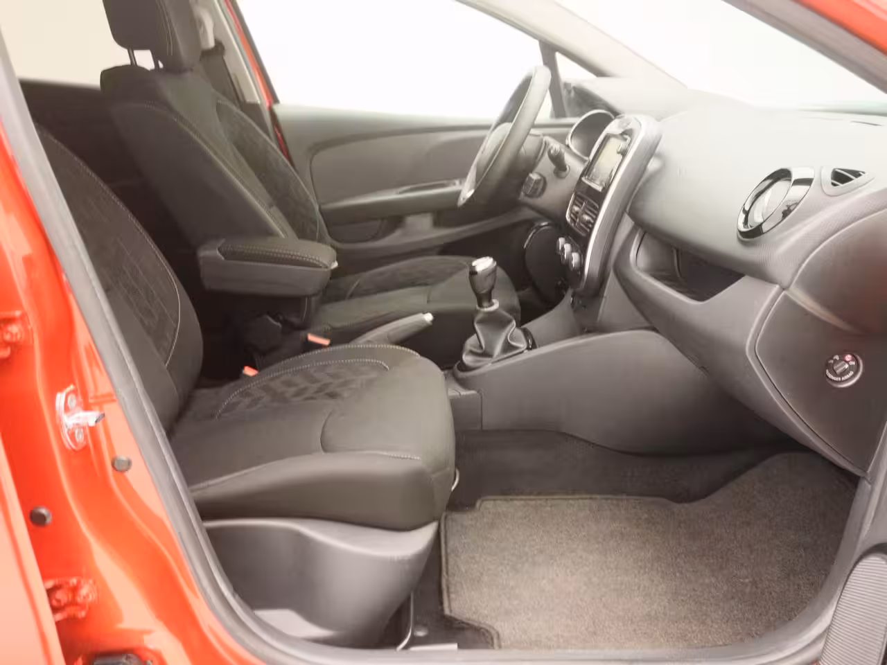 Renault Clio Estate TCe 90 Limited | Medianav incl. Apple CarPlay & Android Auto | Parkeersensoren achter incl