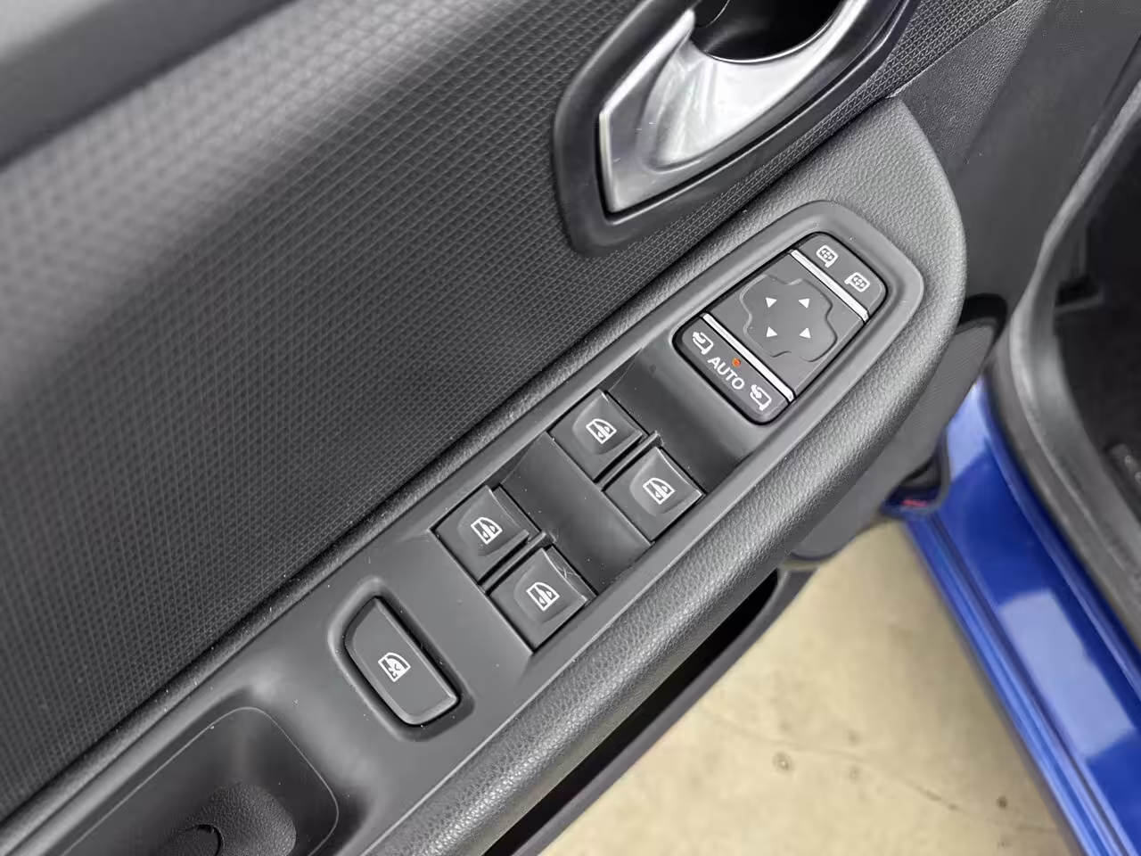 Renault Clio Estate 1.2 TCe 120Pk Intens | Climate Control | Navigatie | Cruise Control | Parkeersensoren incl