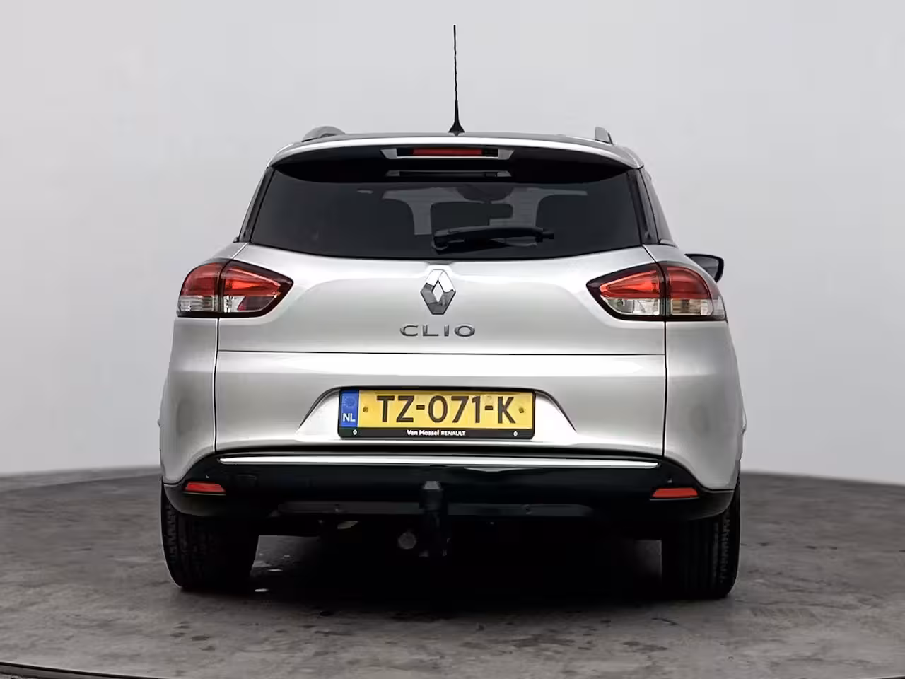 Renault Clio Estate 0.9 TCe 90Pk Limited | Navigatie | Parkeersensoren Achter | Keyless Entry | Trekhaak | Cru