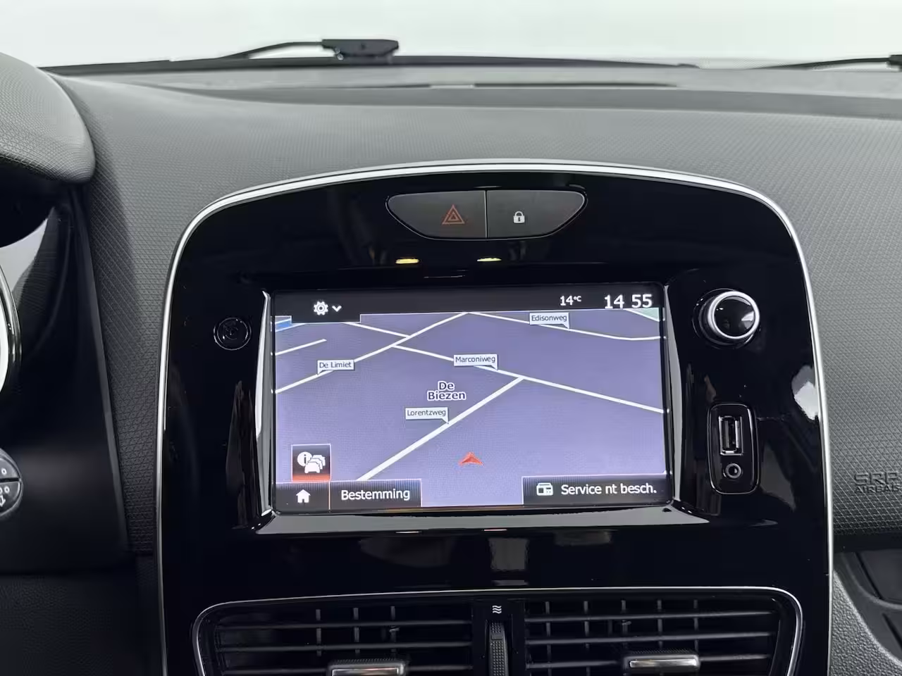 Renault Clio Estate 0.9 TCe 90Pk Limited | Navigatie | Parkeersensoren Achter | Keyless Entry | Trekhaak | Cru