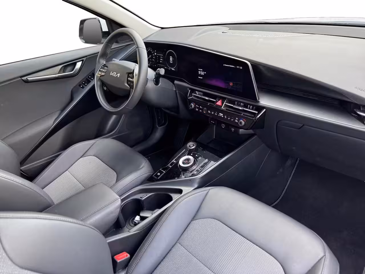 Kia Niro EV DynamicLine 64.8 kWh | Navigatie | LM-Velgen | Climate control | adaptieve cruise control